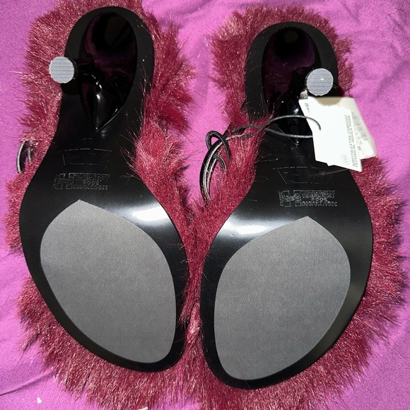 Zara Faux Fur Sandals - Picture 6 of 7